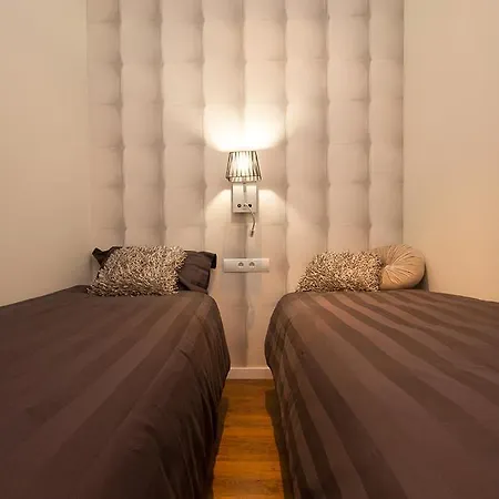 Total Elegance * Valensiya